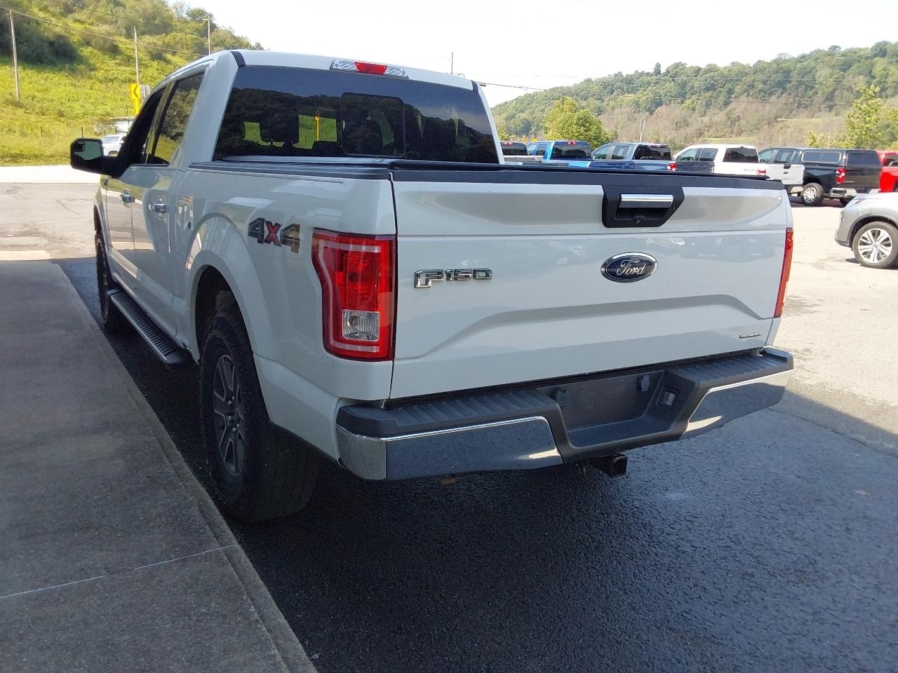 Ford F-150 4WD SuperCrew 145" XLT 2016