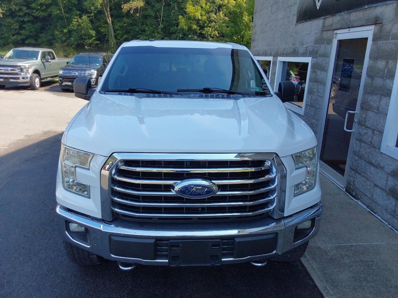 Ford F-150 4WD SuperCrew 145" XLT 2016
