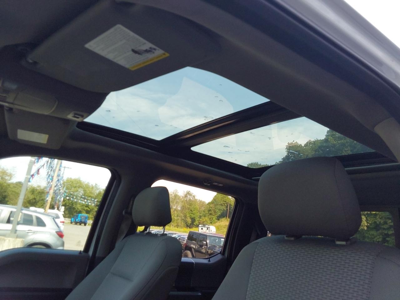 Ford F-150 4WD SuperCrew 145" XLT 2016