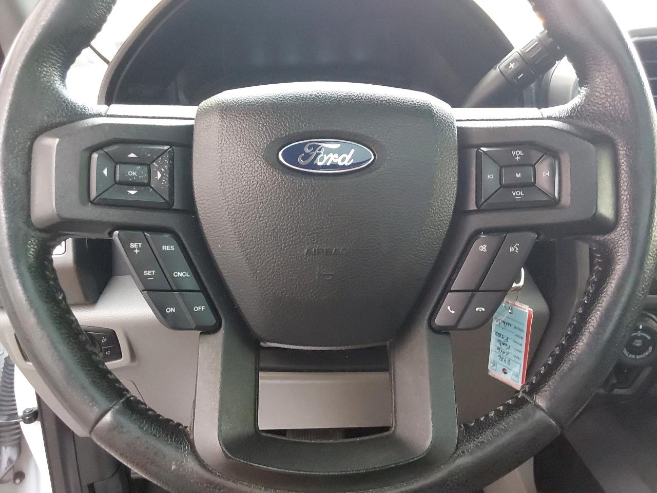 Ford F-150 4WD SuperCrew 145" XLT 2016