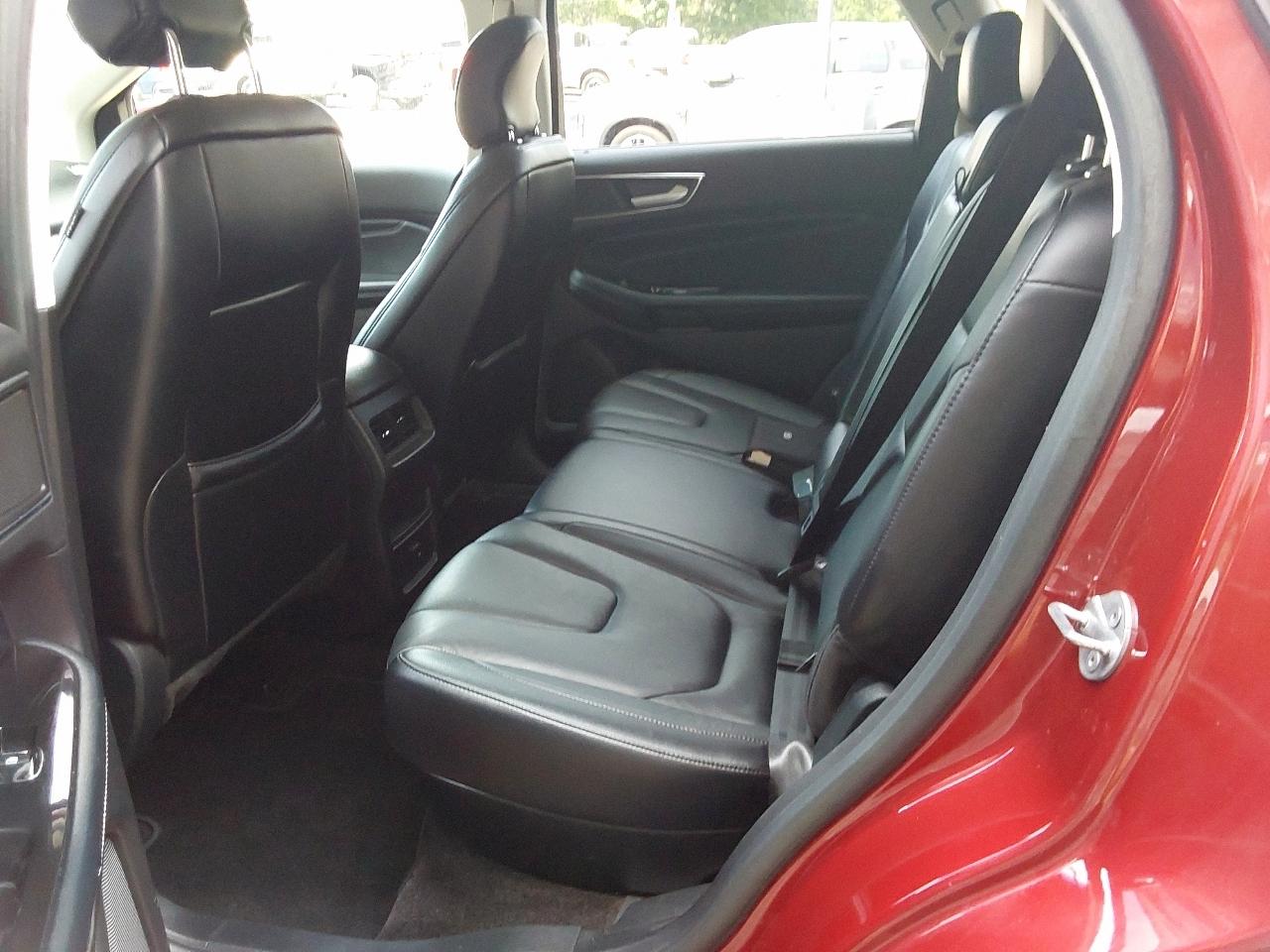 Ford Edge 4dr Titanium AWD 2016