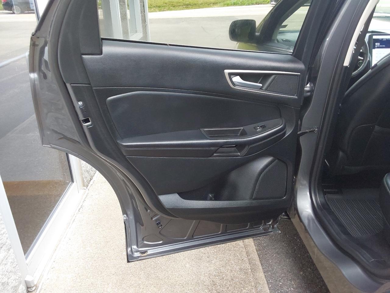 Ford Edge 4dr SEL AWD 2022