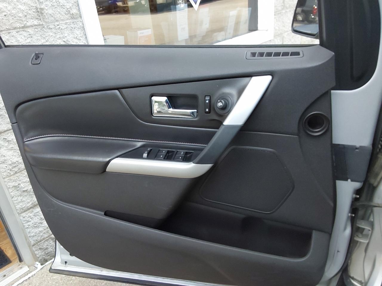 Ford Edge 4dr SEL AWD 2012