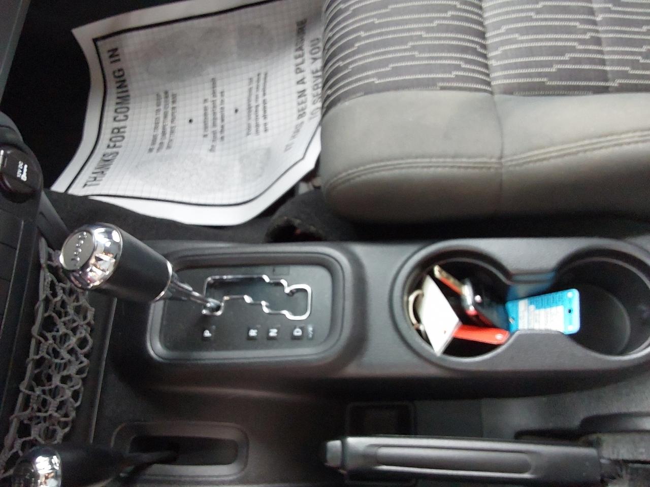 Jeep Wrangler Unlimited 4WD 4dr Sport 2012