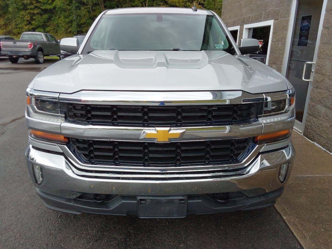 Chevrolet Silverado 1500 4WD Crew Cab 143.5" LT w/1LT 2018