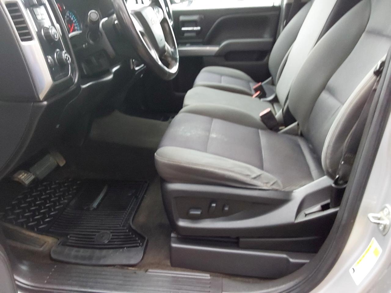 Chevrolet Silverado 1500 4WD Crew Cab 143.5" LT w/1LT 2018