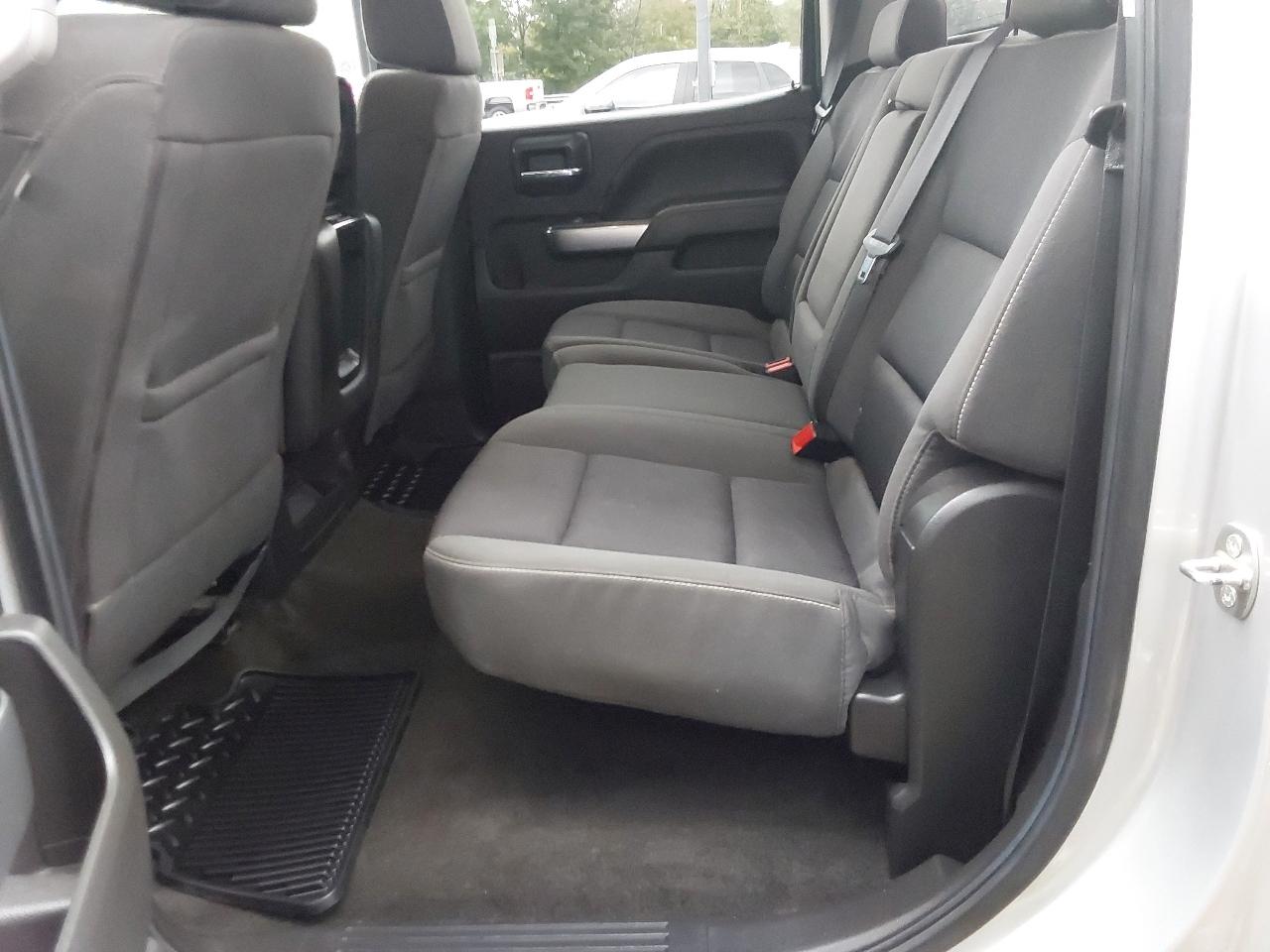 Chevrolet Silverado 1500 4WD Crew Cab 143.5" LT w/1LT 2018