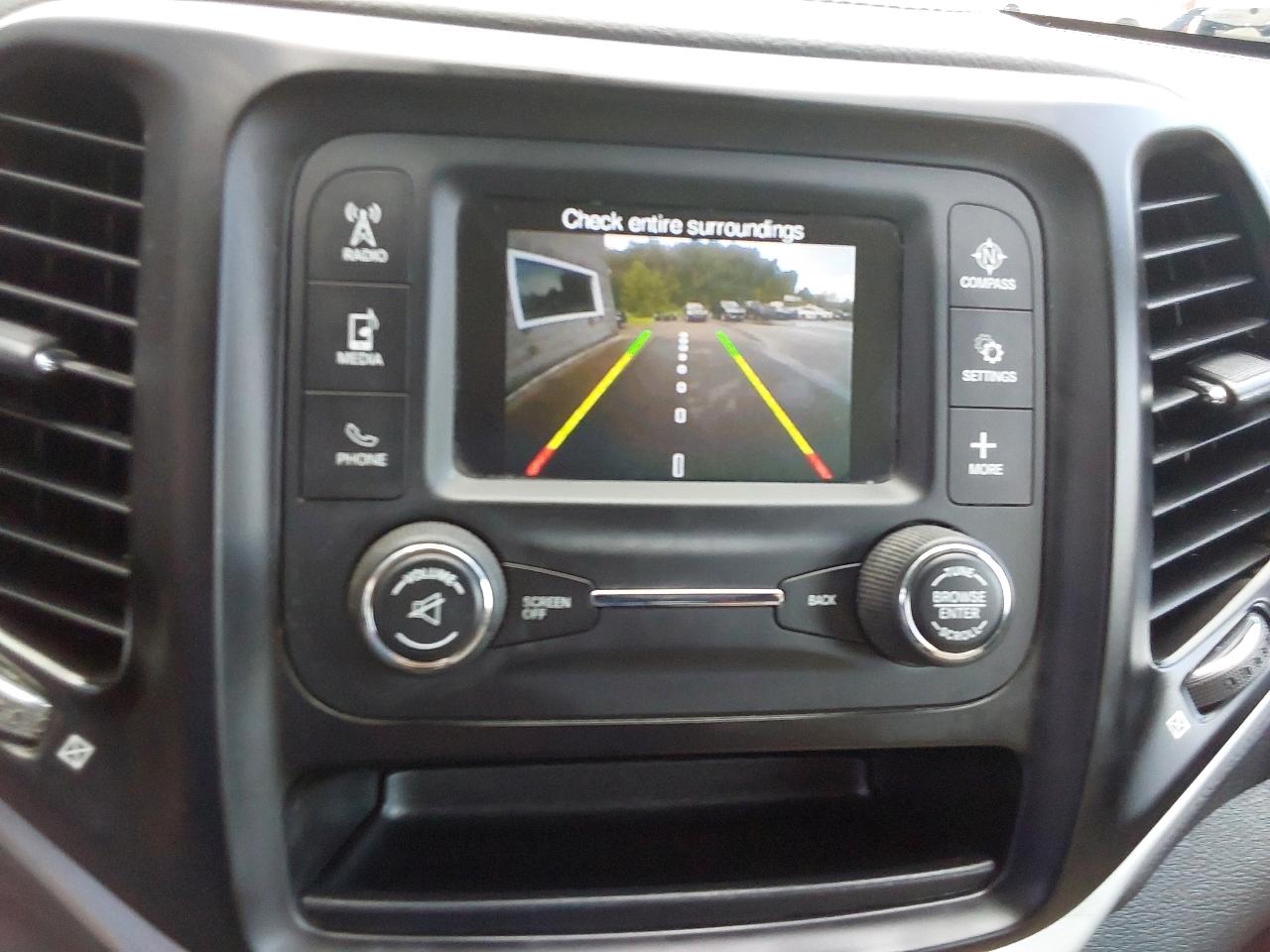Jeep Cherokee 4WD 4dr Sport 2015