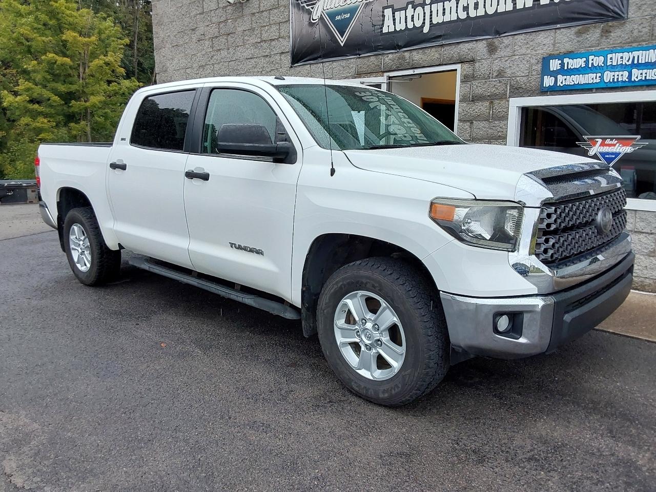 Toyota Tundra 4WD SR5 CrewMax 5.5' Bed 4.6L (Natl) 2018