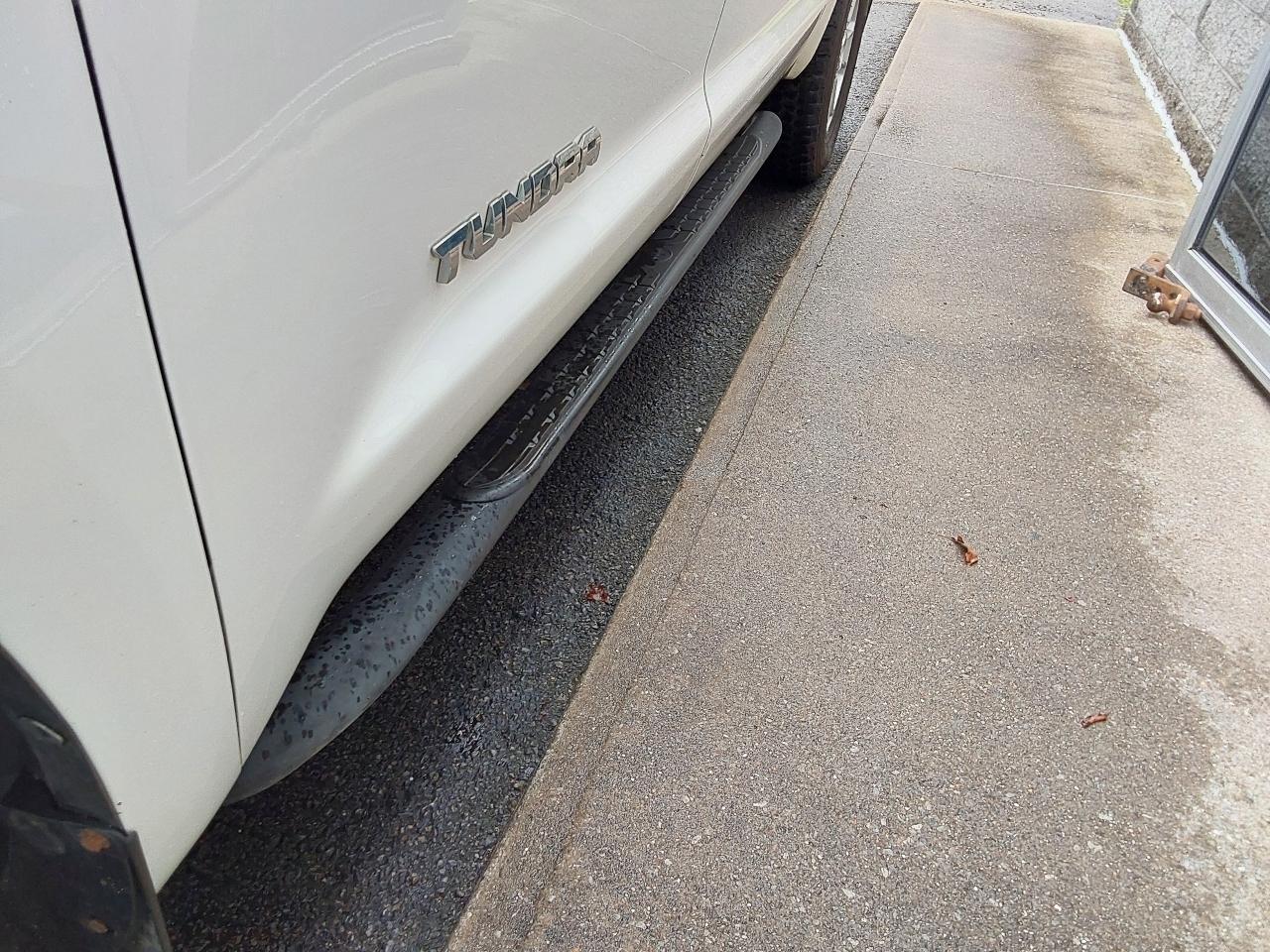 Toyota Tundra 4WD SR5 CrewMax 5.5' Bed 4.6L (Natl) 2018