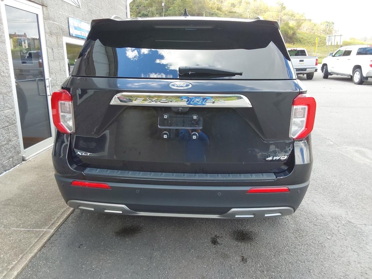 Ford Explorer 4dr XLT 4WD 2022