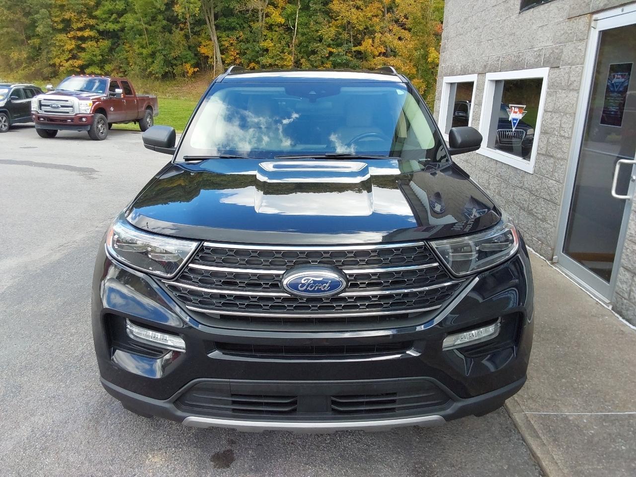 Ford Explorer 4dr XLT 4WD 2022