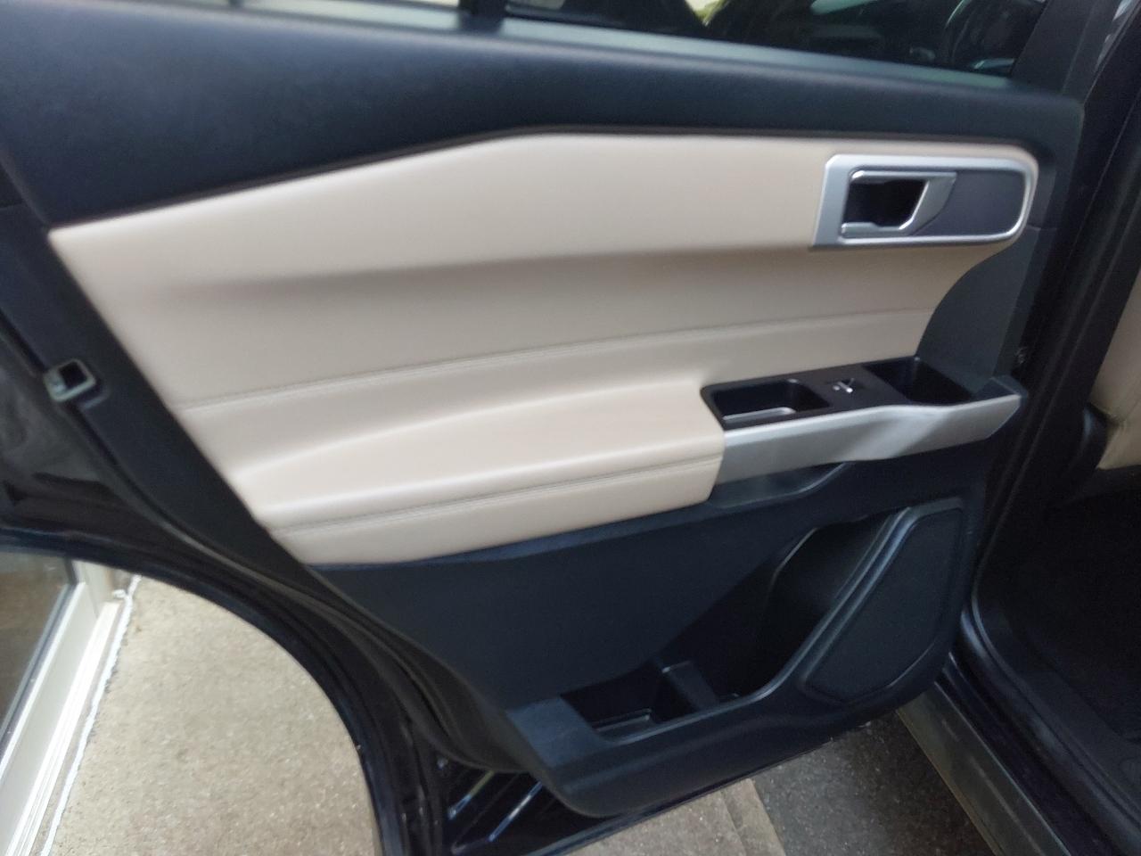 Ford Explorer 4dr XLT 4WD 2022