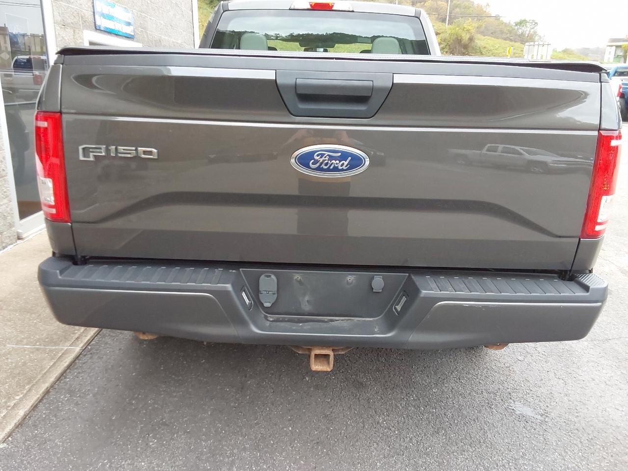 Ford F-150 4WD SuperCab 145" Lariat 2015