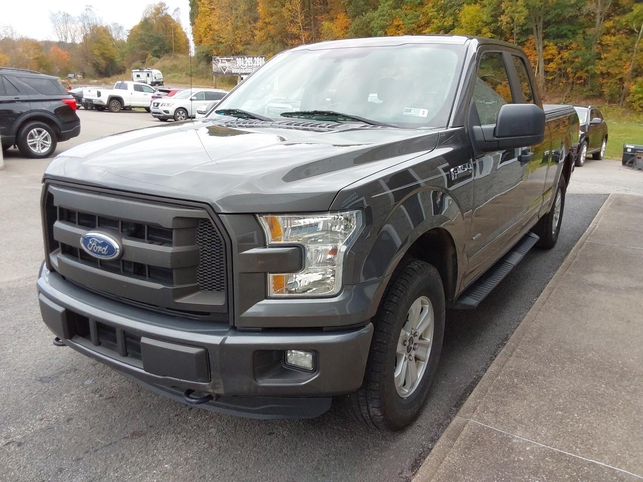 Ford F-150 4WD SuperCab 145" Lariat 2015