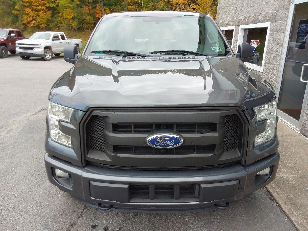 Ford F-150 4WD SuperCab 145" Lariat 2015