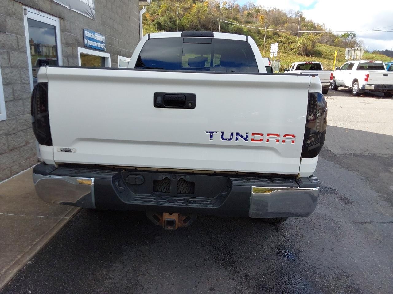 Toyota Tundra 4WD Truck Double Cab 5.7L V8 6-Spd AT TRD Pro (Natl) 2016