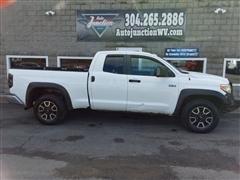 2016 Toyota Tundra 4WD Truck 