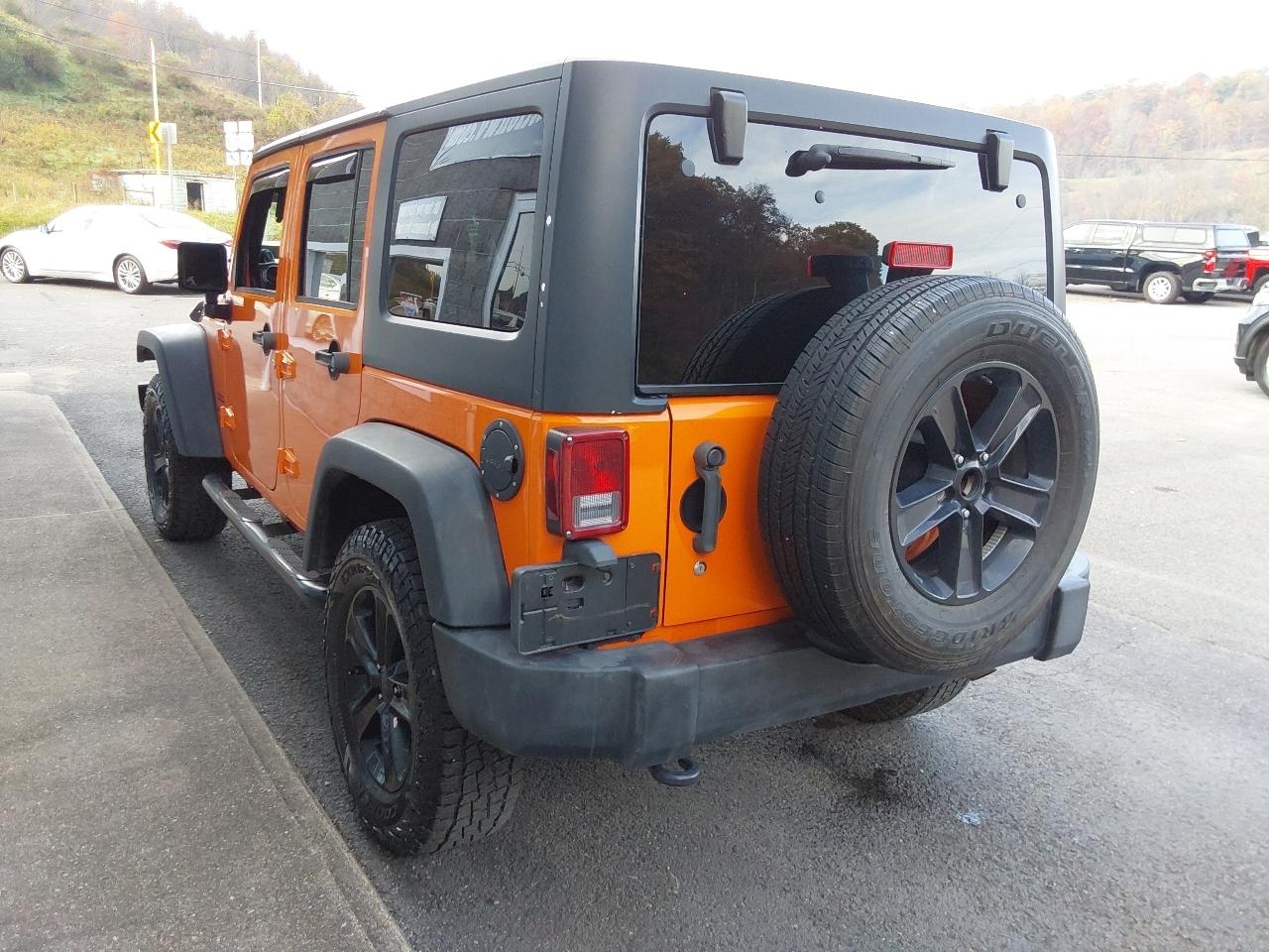 Jeep Wrangler Unlimited 4WD 4dr Sport 2013