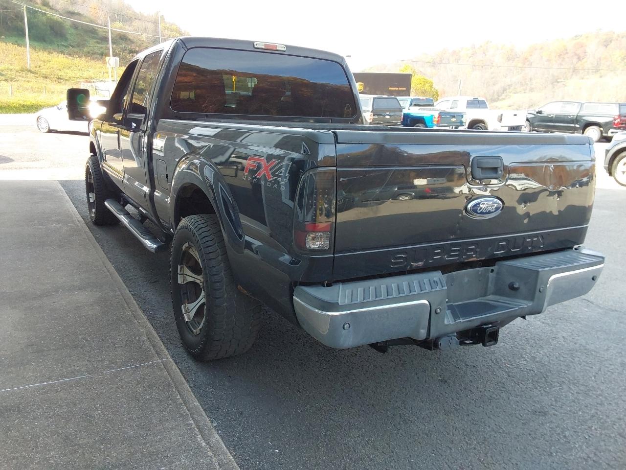 Ford Super Duty F-250 SRW XLT 4WD SuperCab 6.75' Box 2015