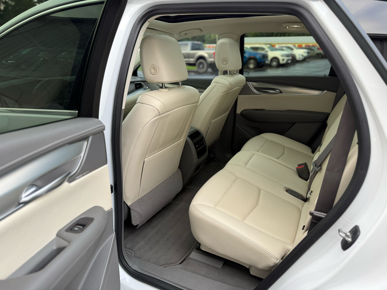 Cadillac XT5 AWD 4dr Premium Luxury 2022 Cadillac XT5 AWD 4dr Premium Luxury 2022