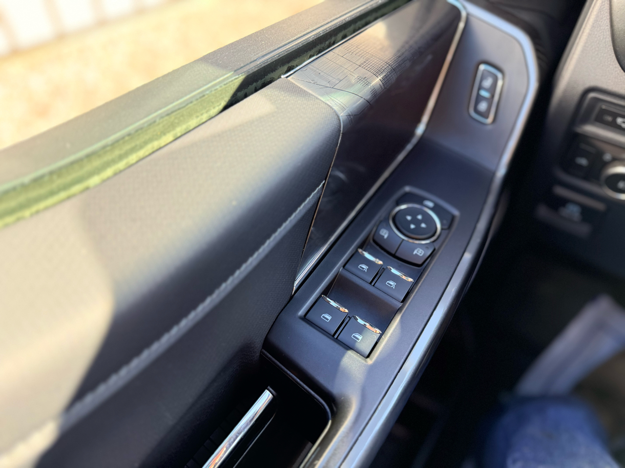 Ford F-150 XLT 4WD SuperCrew 5.5' Box 2022 Ford F-150 XLT 4WD SuperCrew 5.5' Box 2022