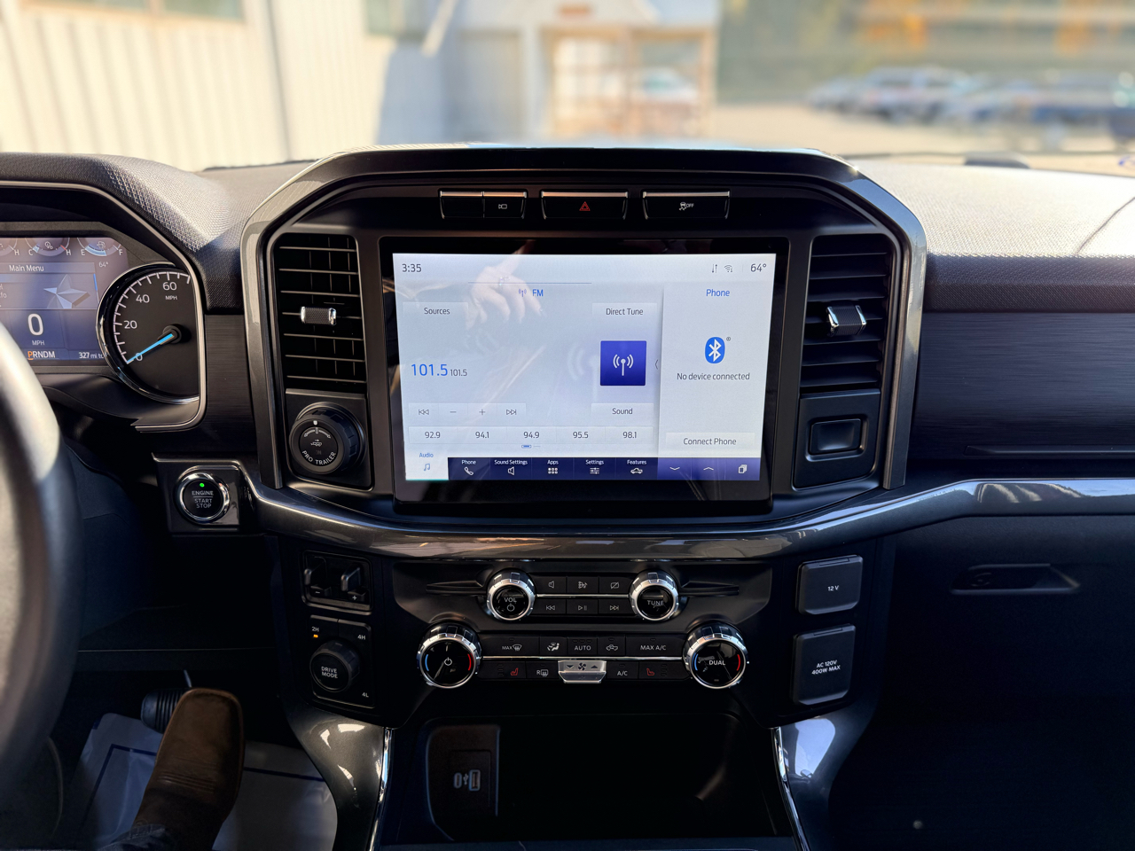 Ford F-150 XLT 4WD SuperCrew 5.5' Box 2022 Ford F-150 XLT 4WD SuperCrew 5.5' Box 2022