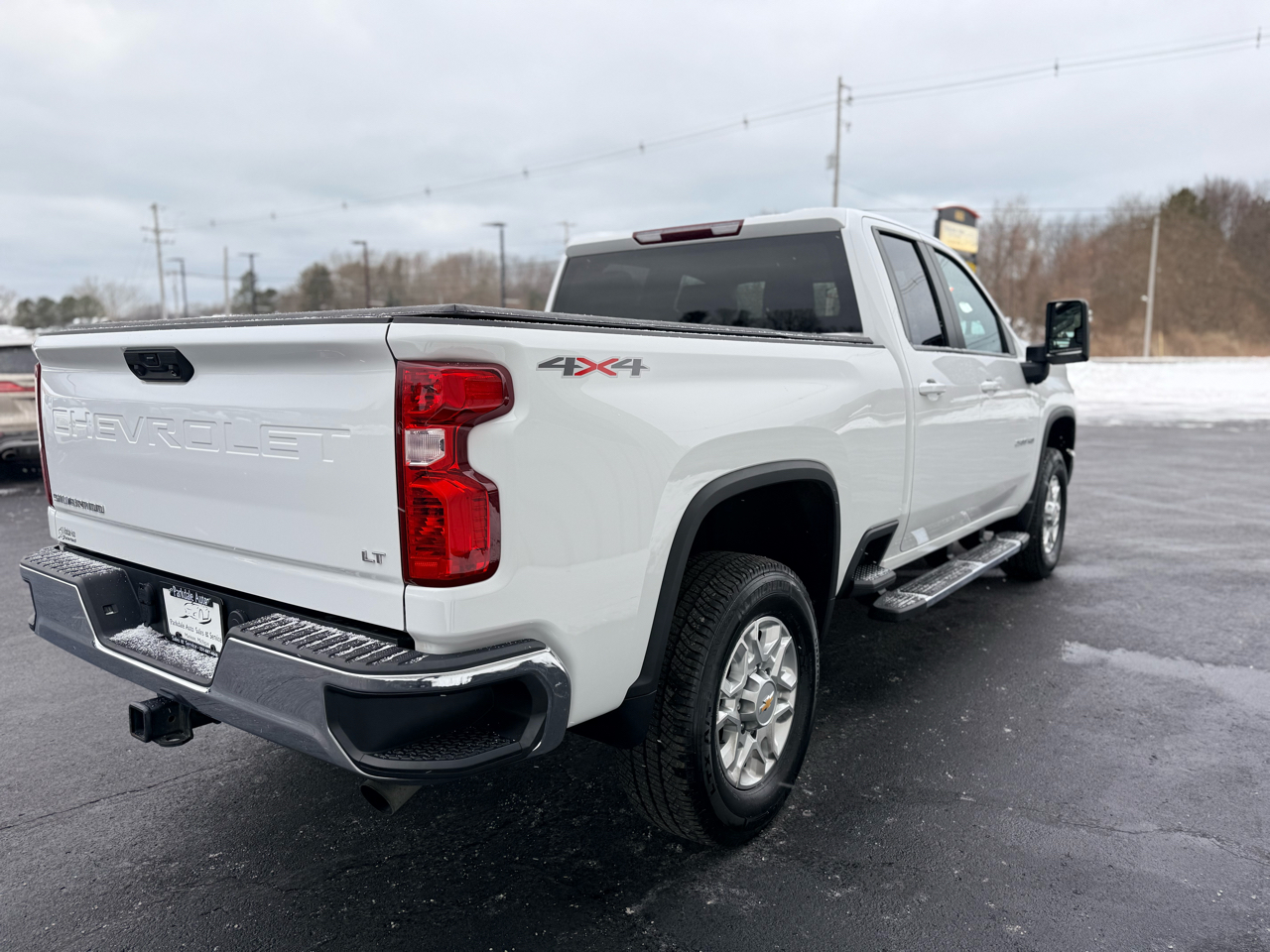 Chevrolet Silverado 2500HD 4WD Double Cab 149" LT 2023