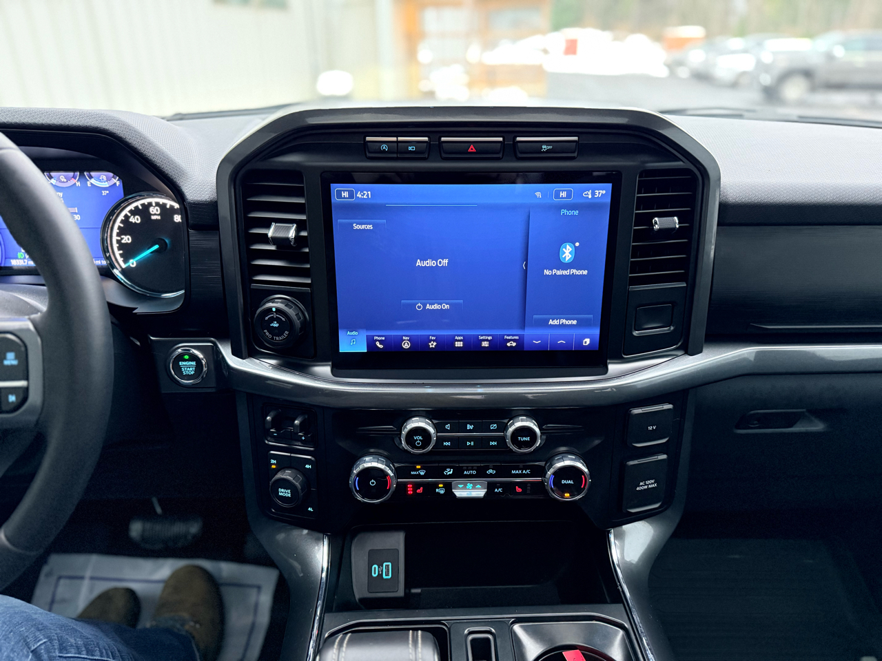 Ford F-150 XLT 4WD SuperCrew 5.5' Box 2023