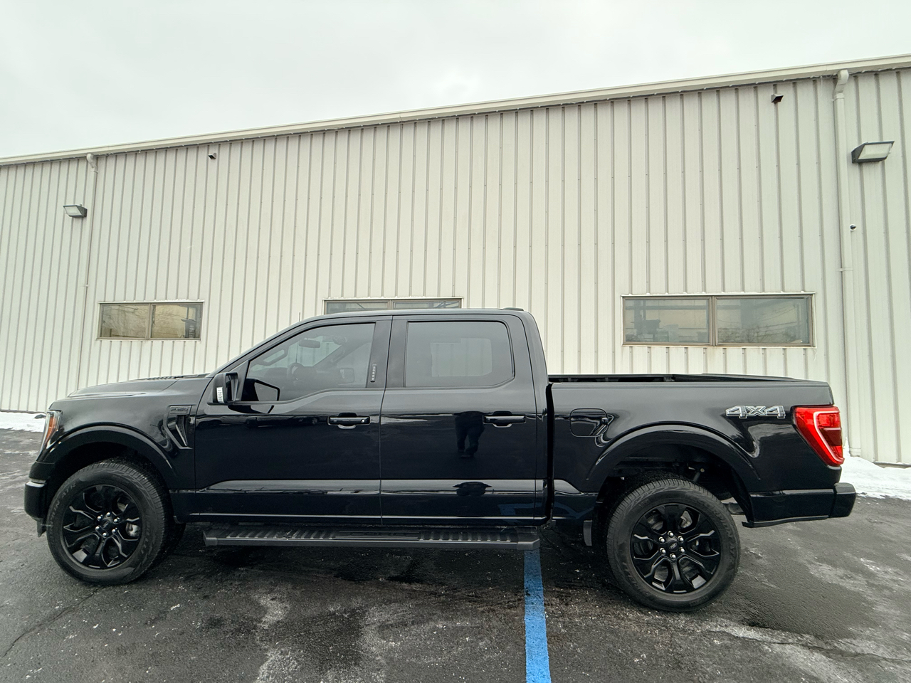 Ford F-150 XLT 4WD SuperCrew 5.5' Box 2023