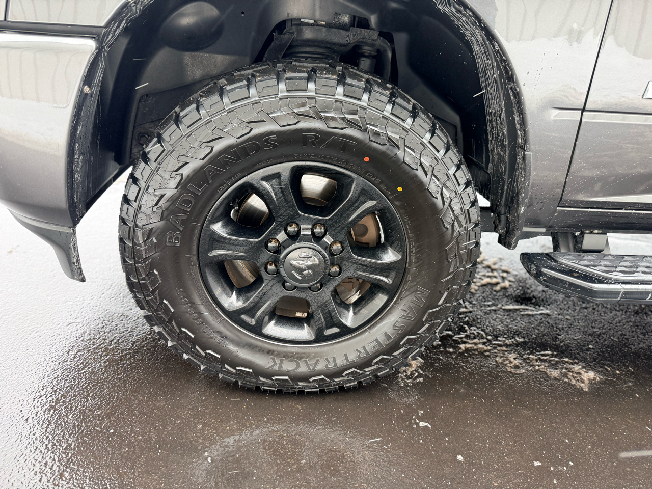 RAM 2500 Big Horn 4x4 Crew Cab 6'4" Box 2019