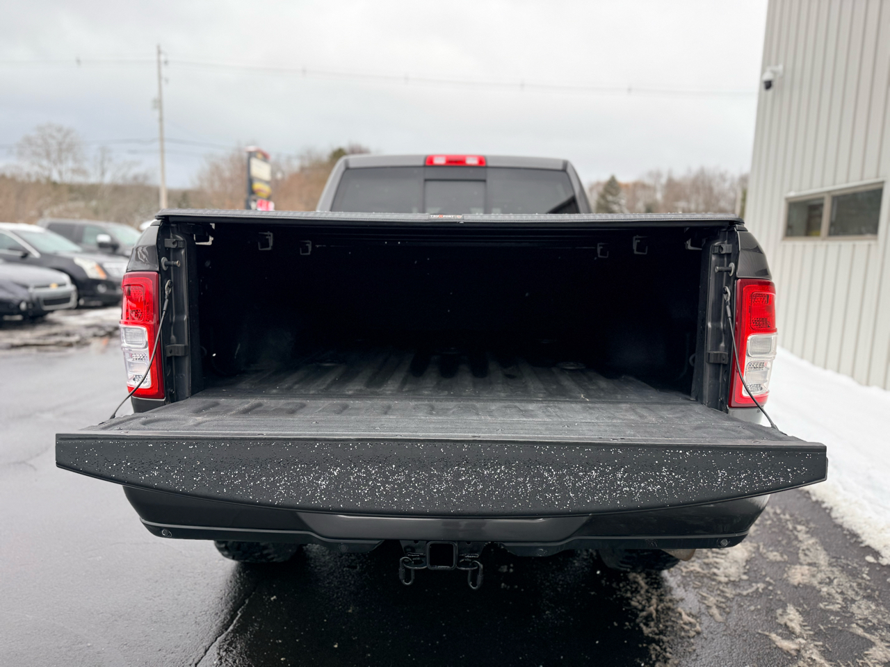 RAM 2500 Big Horn 4x4 Crew Cab 6'4" Box 2019