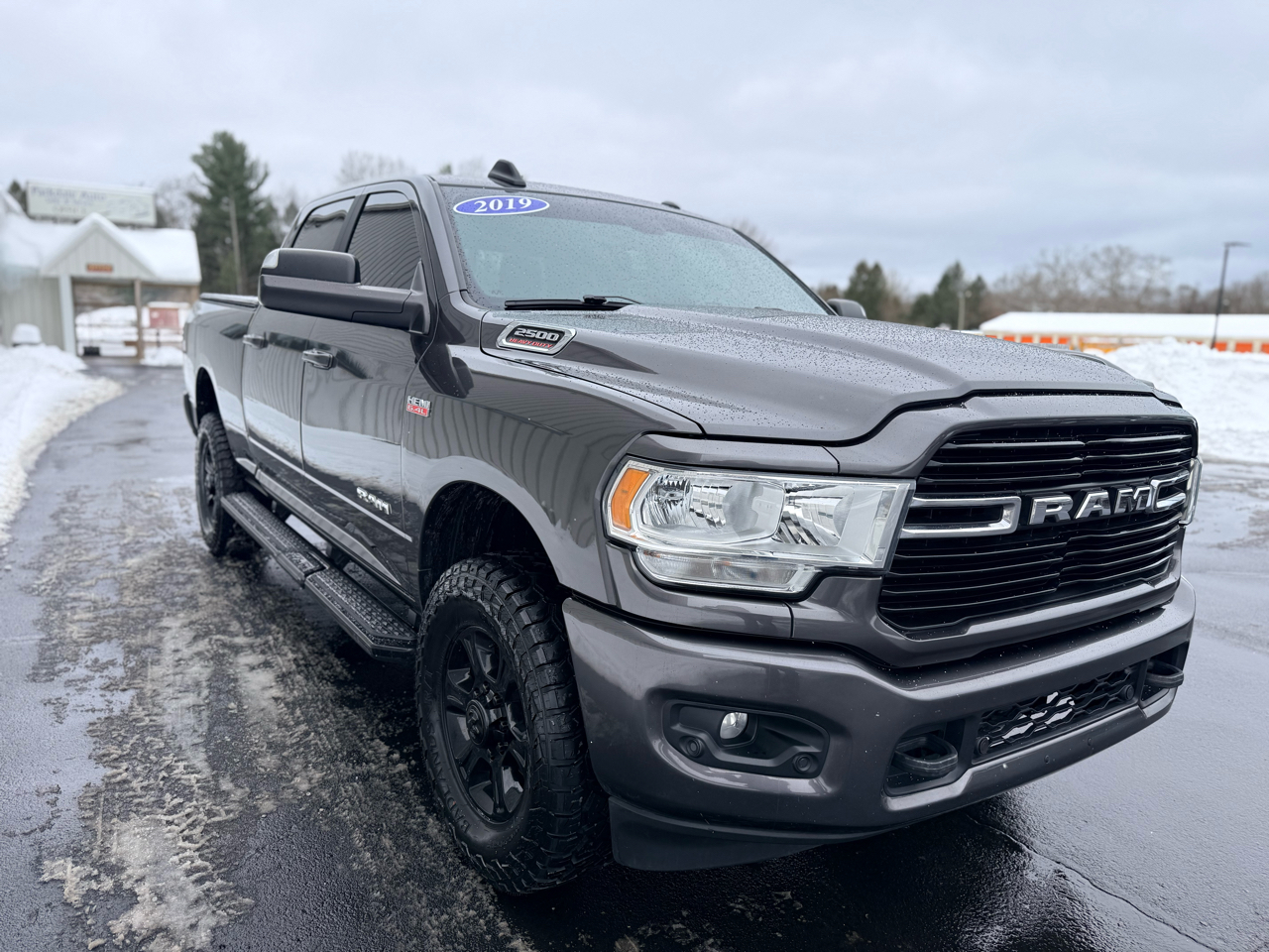RAM 2500 Big Horn 4x4 Crew Cab 6'4" Box 2019