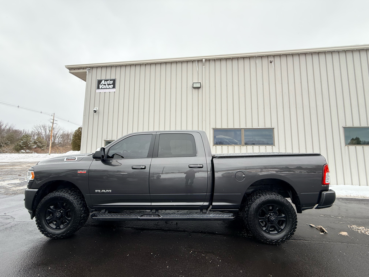 RAM 2500 Big Horn 4x4 Crew Cab 6'4" Box 2019