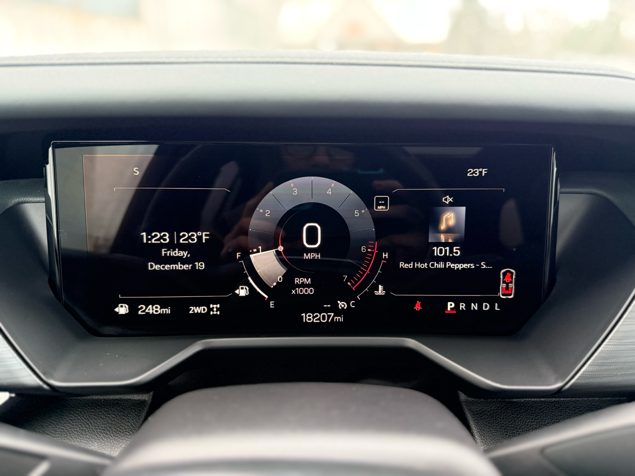 GMC Acadia AWD 4dr AT4 2024