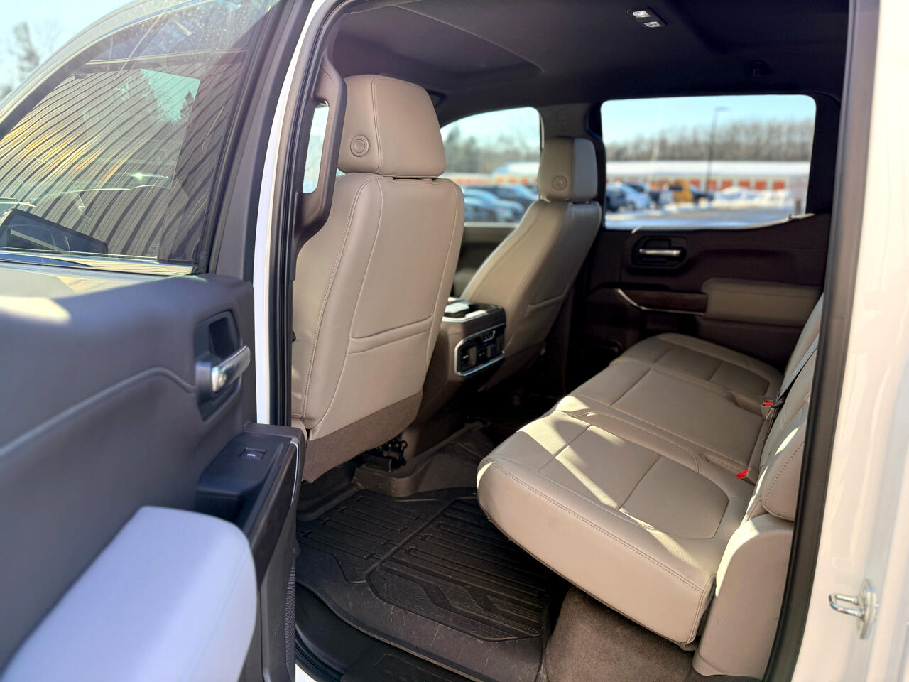 GMC Sierra 1500 4WD Crew Cab 147" SLT 2020