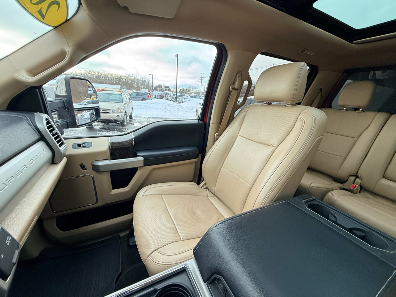 Ford Super Duty F-350 SRW Lariat 4WD Crew Cab 6.75' Box 2017