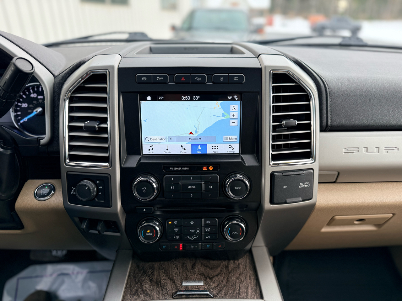 Ford Super Duty F-350 SRW Lariat 4WD Crew Cab 6.75' Box 2017