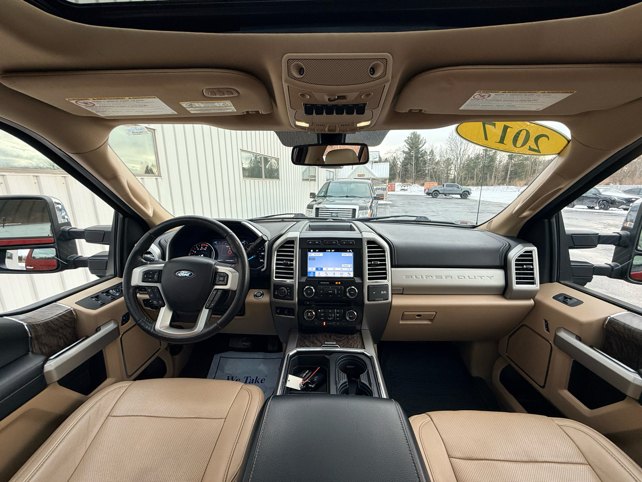 Ford Super Duty F-350 SRW Lariat 4WD Crew Cab 6.75' Box 2017