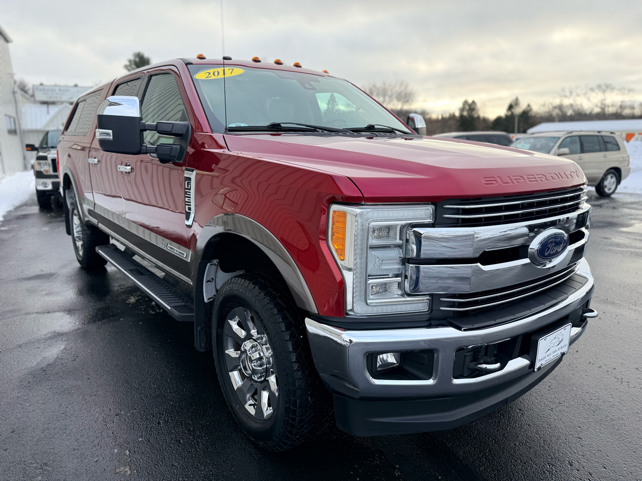 Ford Super Duty F-350 SRW Lariat 4WD Crew Cab 6.75' Box 2017