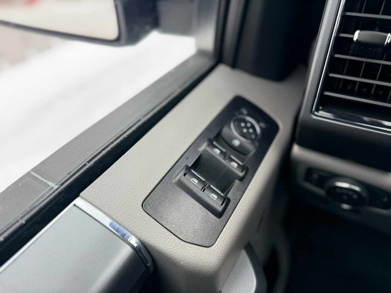 Ford F-150 XLT 4WD SuperCab 6.5' Box 2018