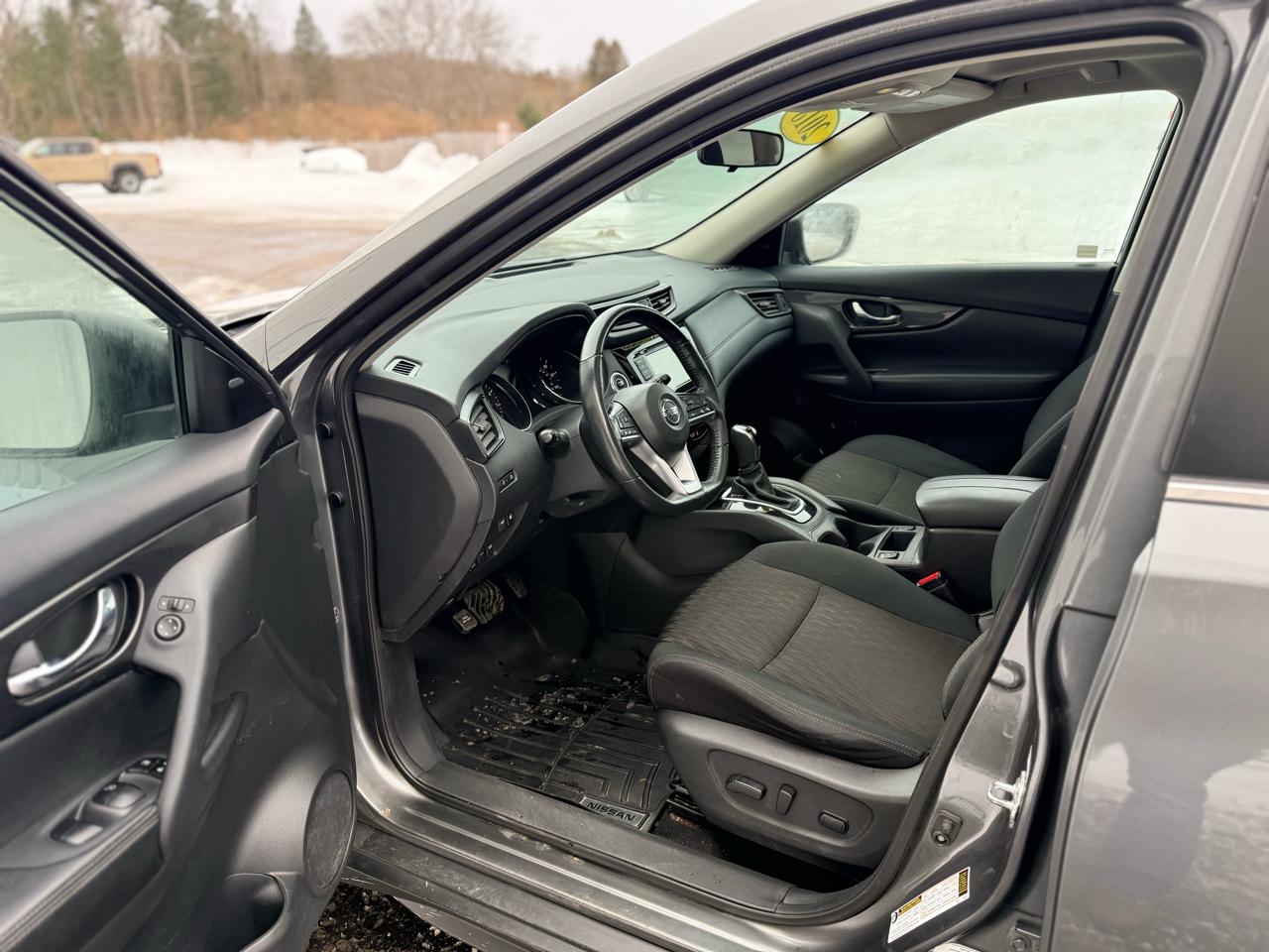 Nissan Rogue AWD SV 2018