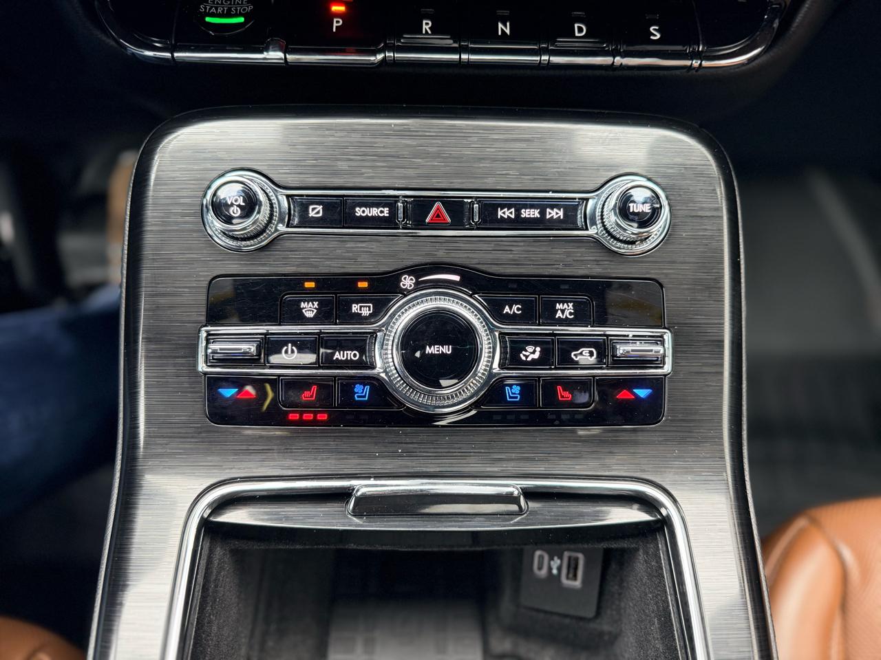 Lincoln Nautilus Reserve AWD 2021