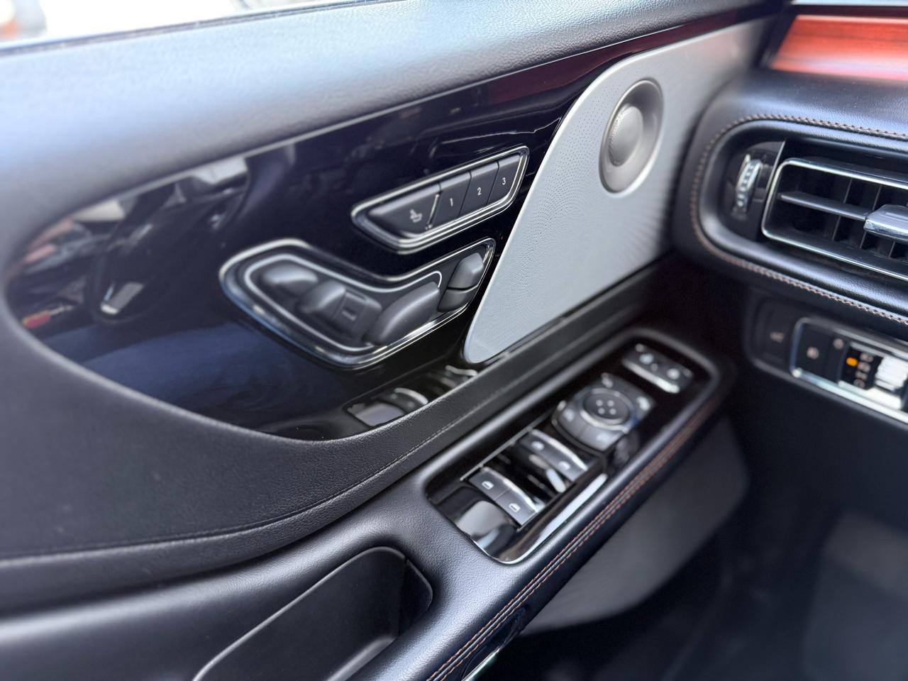 Lincoln Aviator Reserve AWD 2021