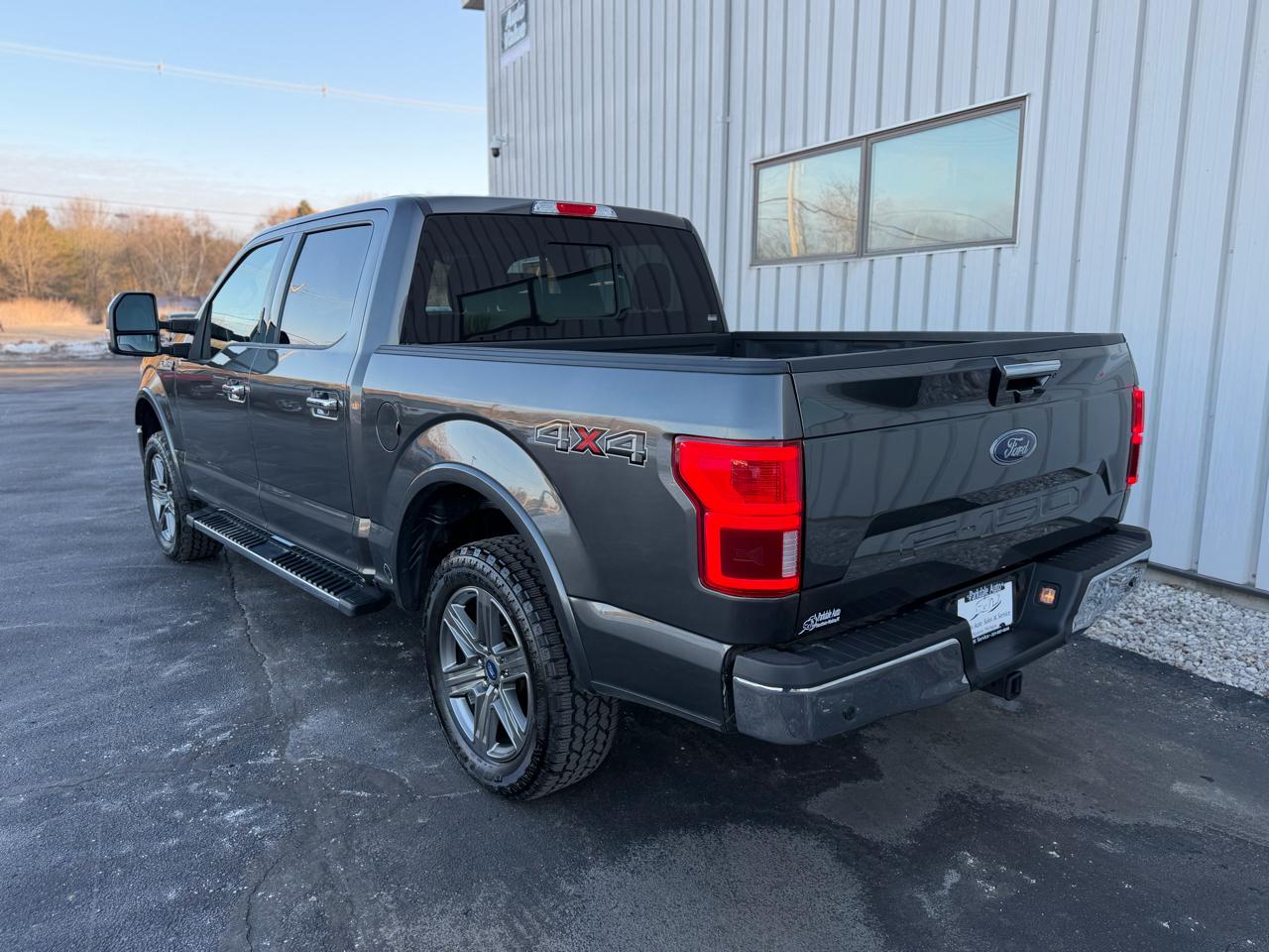 Ford F-150 4WD SuperCrew 145" Lariat 2020