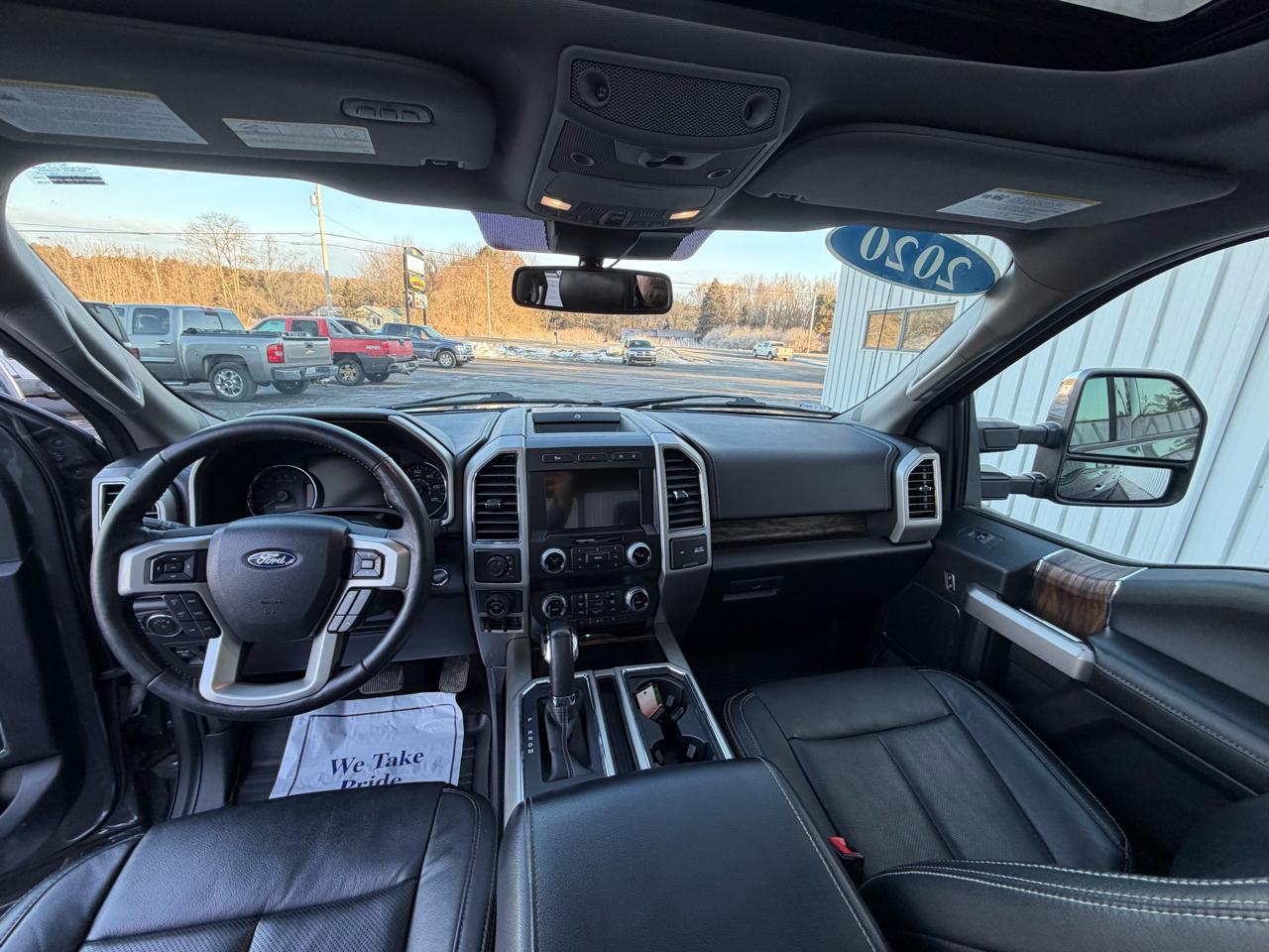 Ford F-150 4WD SuperCrew 145" Lariat 2020