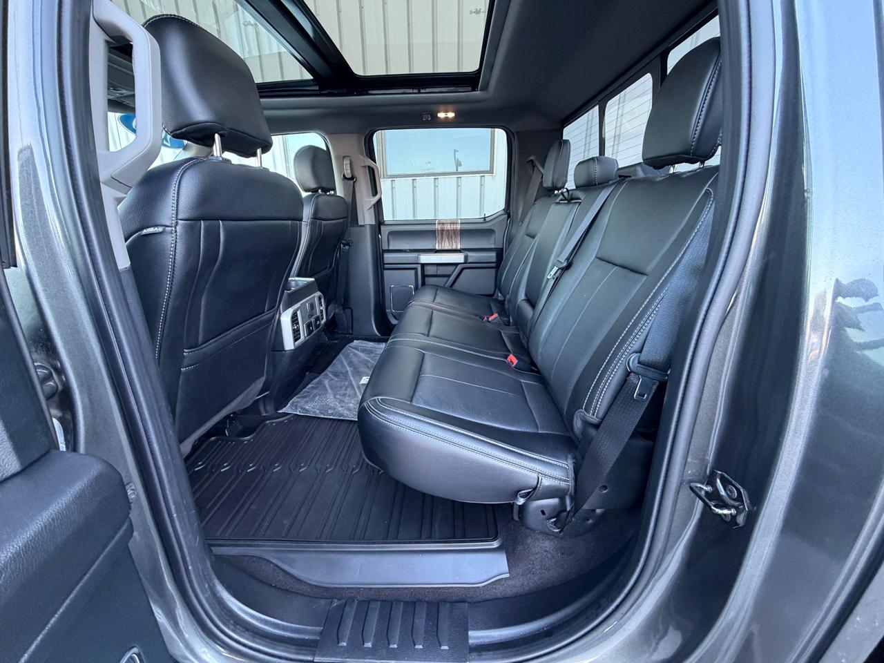 Ford F-150 4WD SuperCrew 145" Lariat 2020