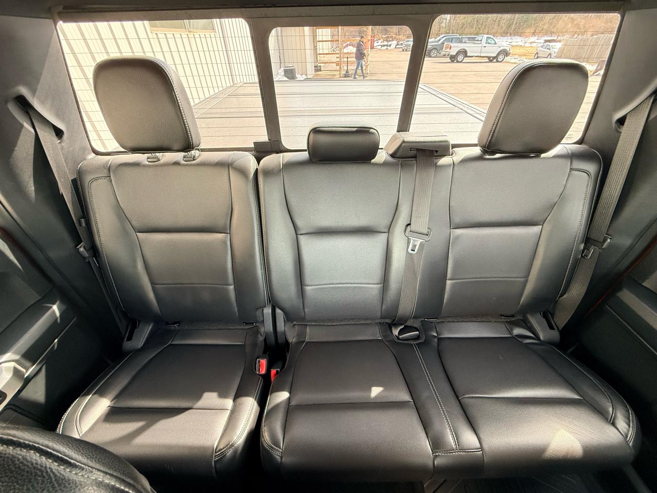 Ford F-150 4WD SuperCab 145" Lariat 2015