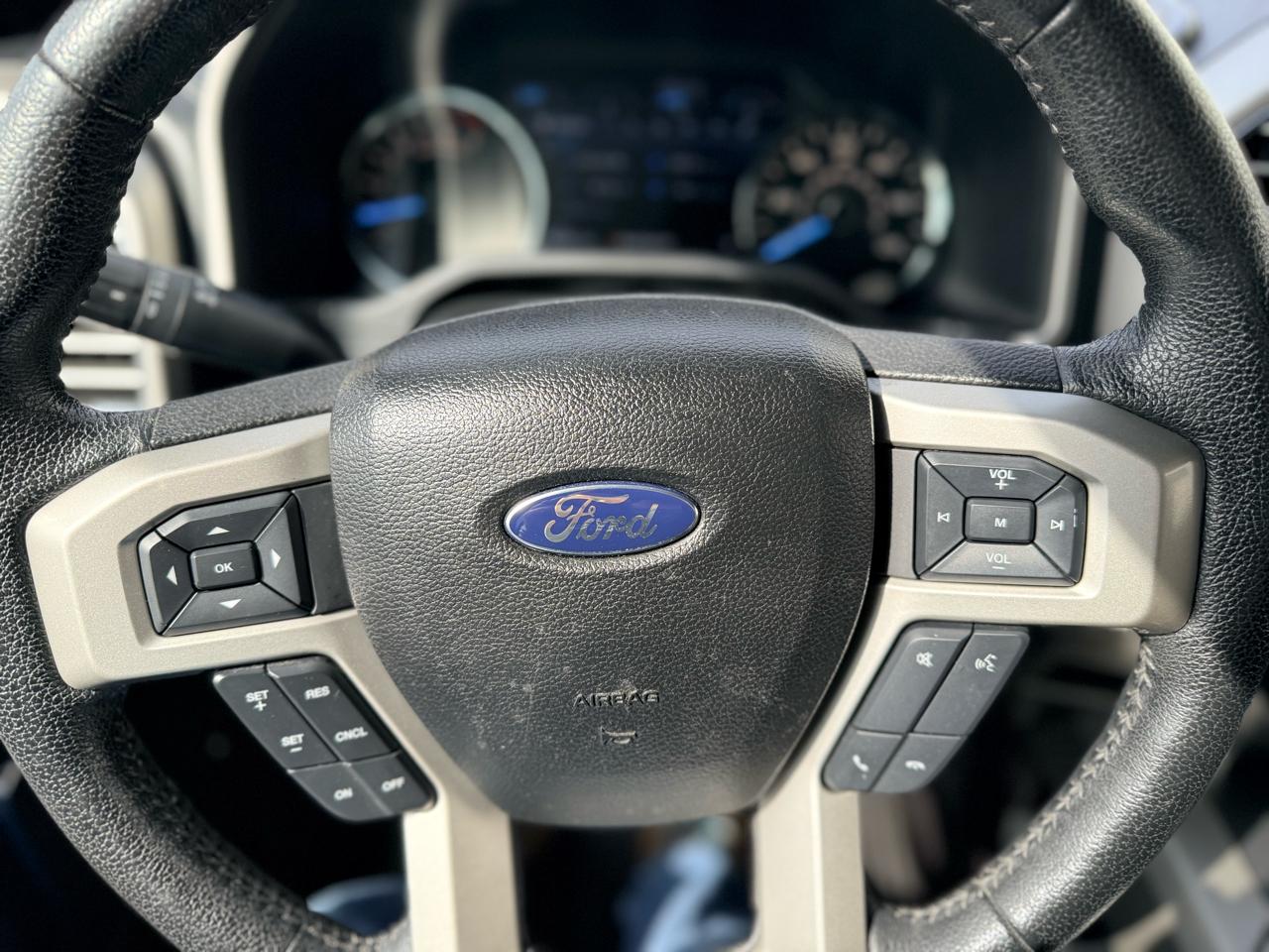 Ford F-150 4WD SuperCab 145" Lariat 2015