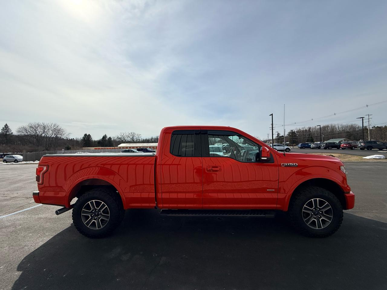 Ford F-150 4WD SuperCab 145" Lariat 2015